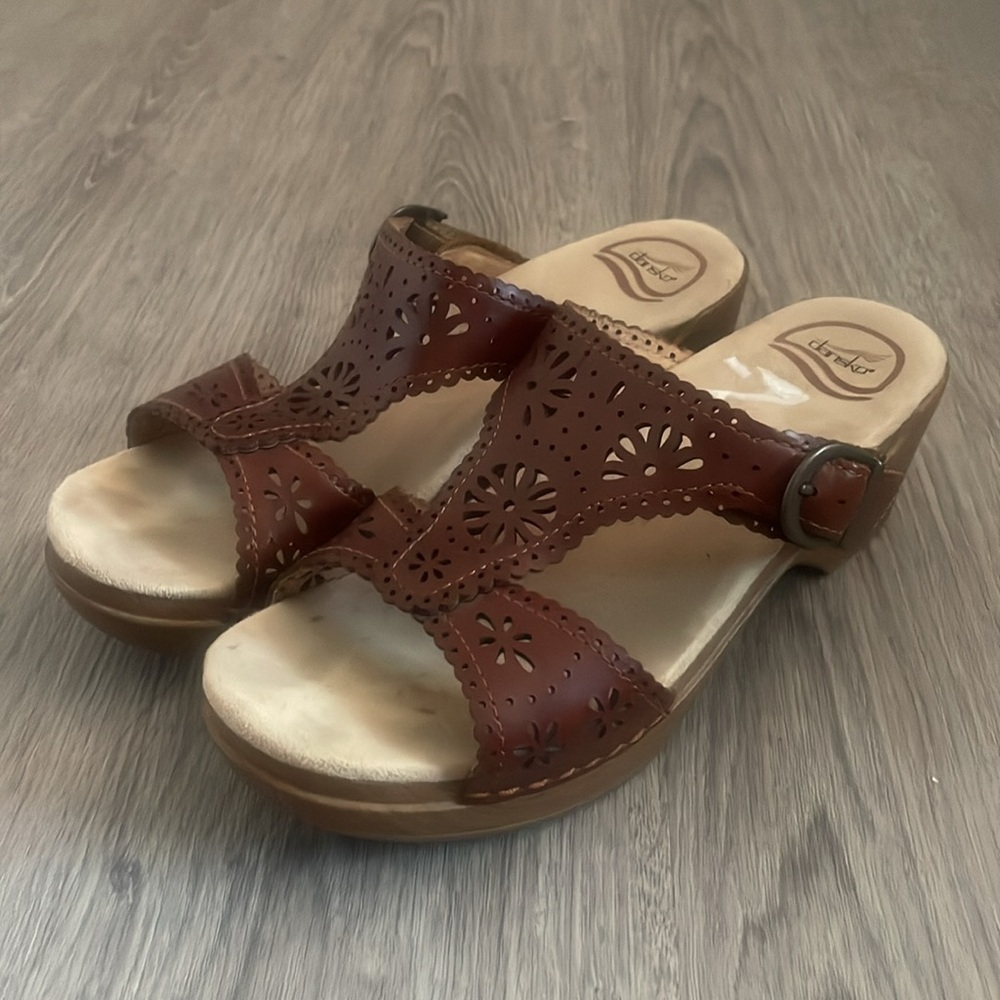 Dansko Saphire Brown Leather Sandals Size 39 US 8.5/9 - Picture 2 of 11